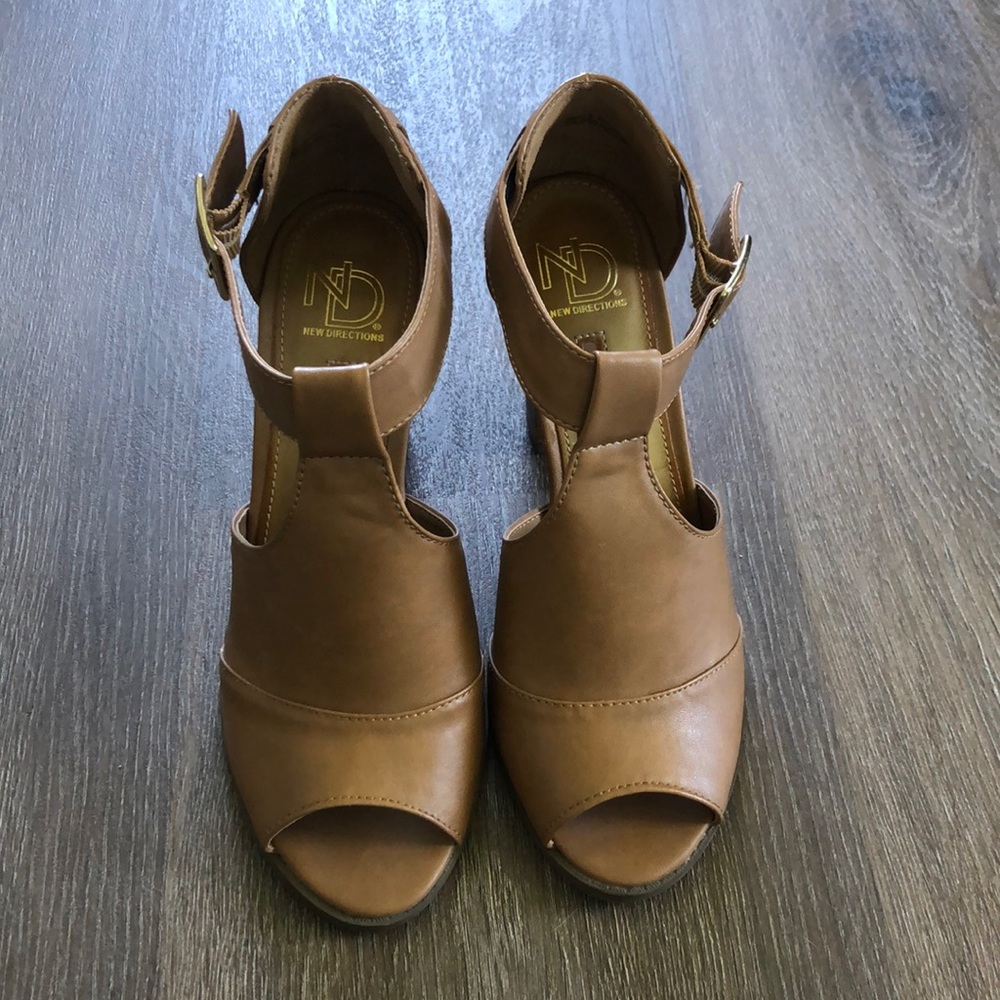 Tan heels